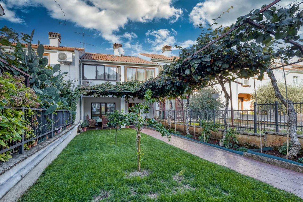 Apartment Lucijan Porec Luaran gambar